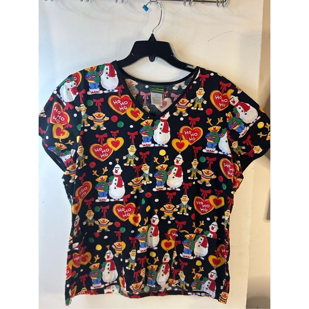 Sesame Street Bert & Ernie Large Scrub‎ Top Christmas HoHo 2016